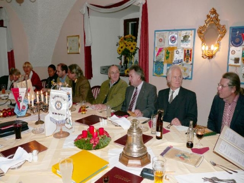 v.l.n.r. Martina Withoff, Gabi Lechner, Taheera Mooi, Past-Präs. Christian Strobl, Präs. elect Martin Hrouza, Alfred Zauner, Franz Schrenk, Martin Forstner, Hermann Neulinger